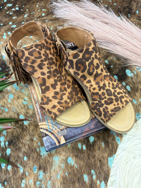 The Strong Way Leopard Sandals