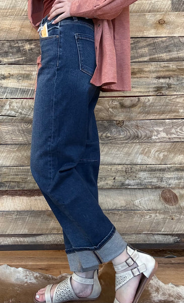 The Nellie Slouchy Crop Barrel Jean