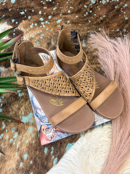 The Come Here Tan Sandal