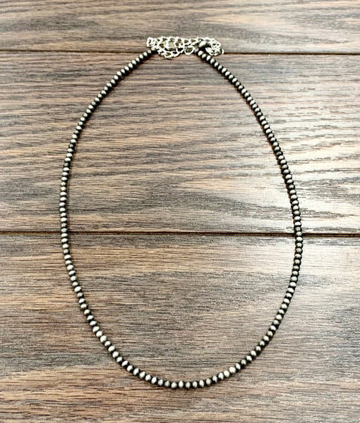 The Simple Silver Necklace