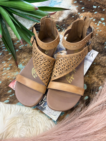 The Come Here Tan Sandal