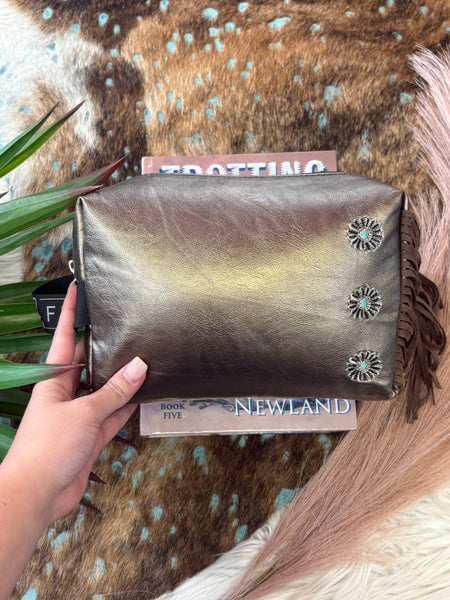 The Spur Concho Traveler Pouch Bag