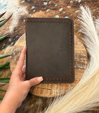 The Way There Croc Magnetic Wallet