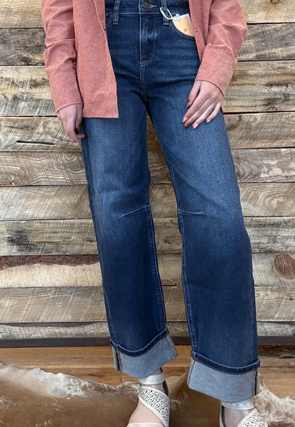 The Nellie Slouchy Crop Barrel Jean