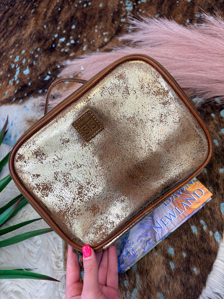 The Take It Flaxen Roan Makeup Organizer