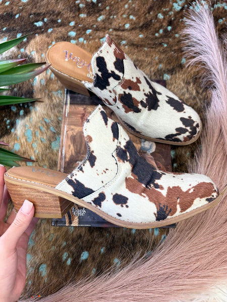 The Right Start Black and Brown Bootie Shoes