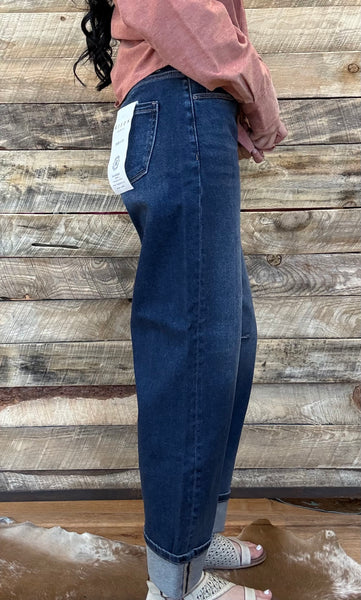 The Nellie Slouchy Crop Barrel Jean