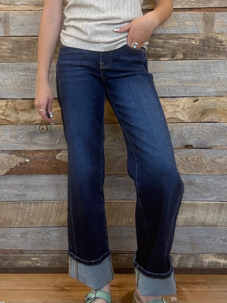 The Carol Mid Rise Ankle Straight Jeans