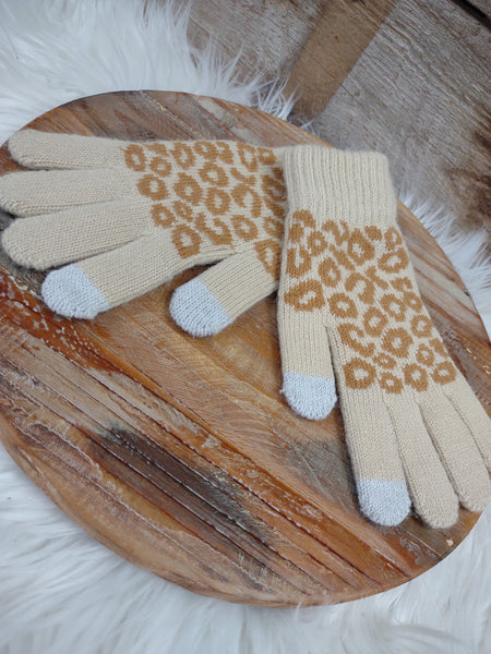 The Winter Taupe Leopard Gloves