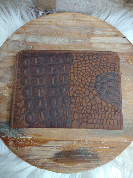 The Way There Croc Magnetic Wallet