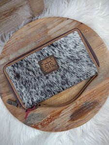 The Cowhide Famous Kacy Organizer Wallet