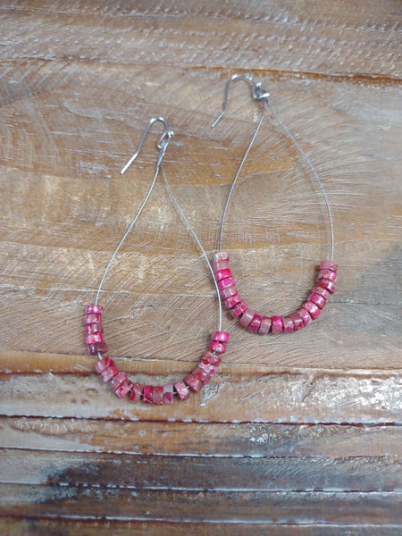 The Simple Wire Gemstone Red Earrings