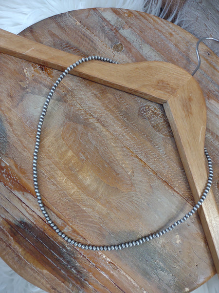 The Simple Silver Necklace