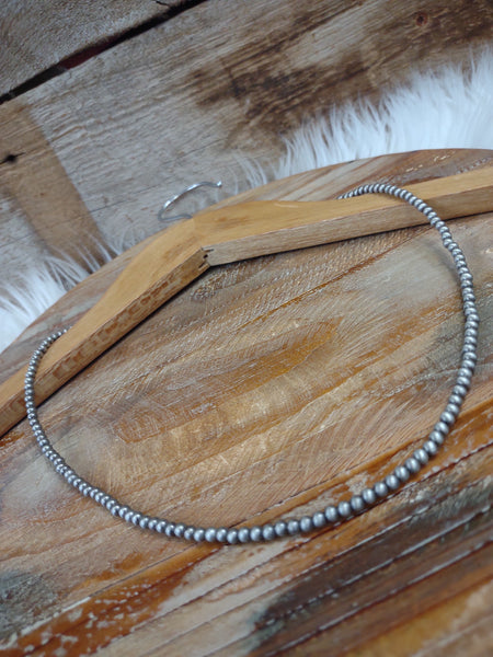 The Simple Silver Necklace