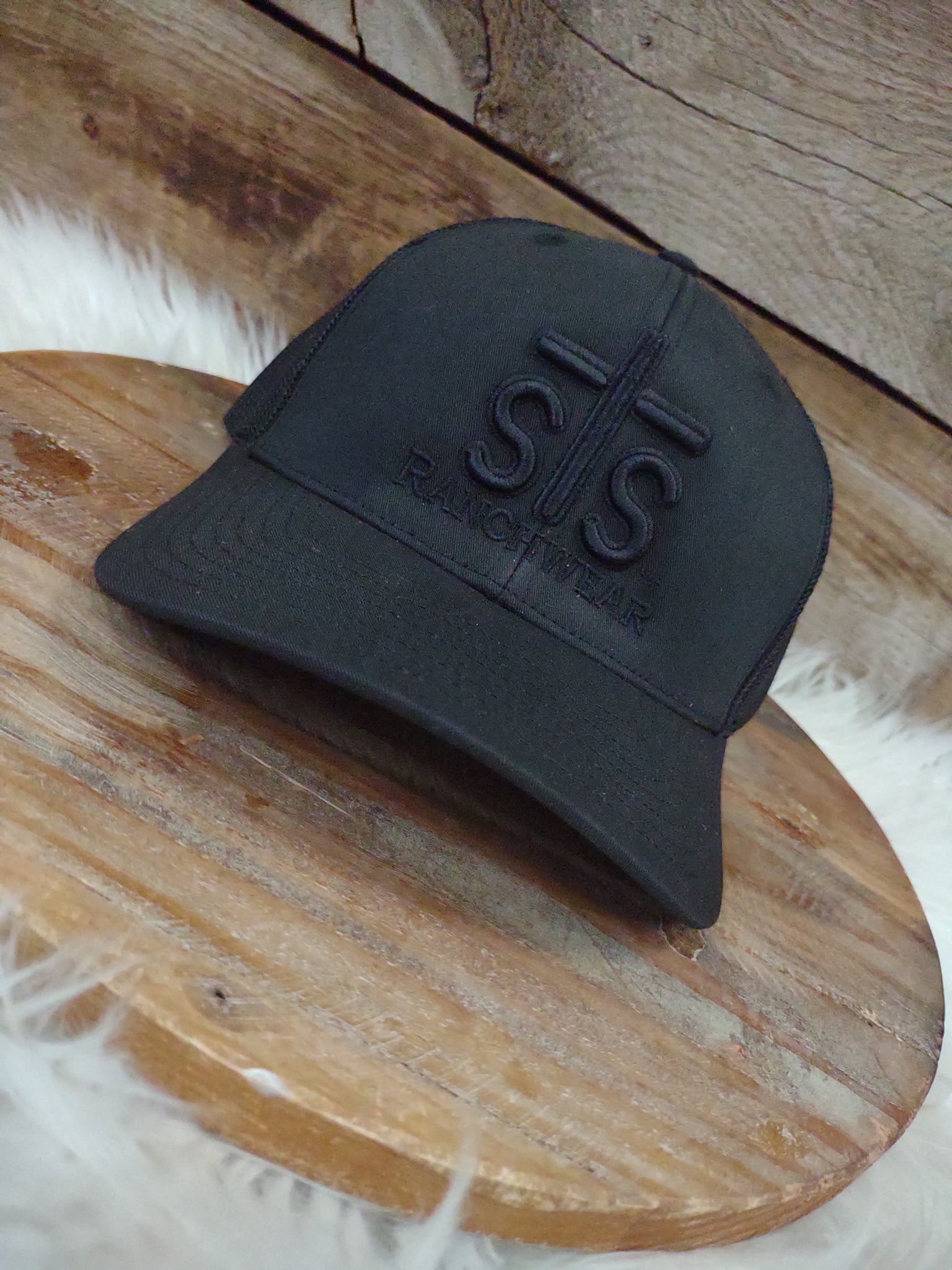 The STS Puff Black Cap