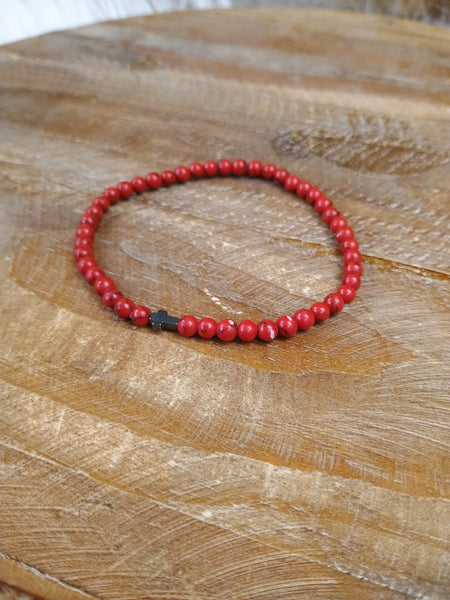 The Red Cross Stretch Bracelet