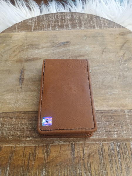 The Wyoming Brown Manicure Set