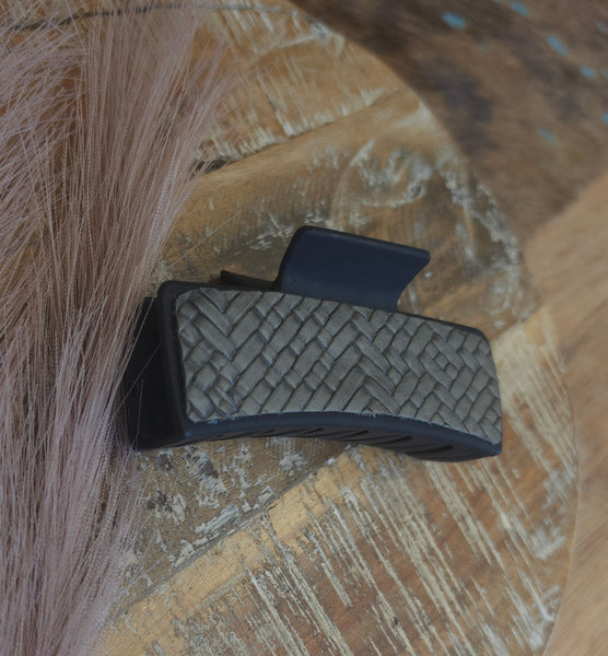 The Basket Weave Grey Hair Clip