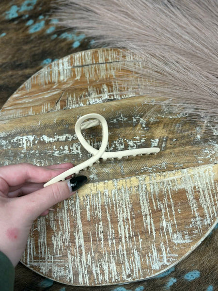 The Light Tan Wire Clip