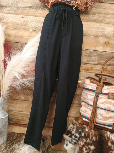 The Pretty Days Linen Black Pants