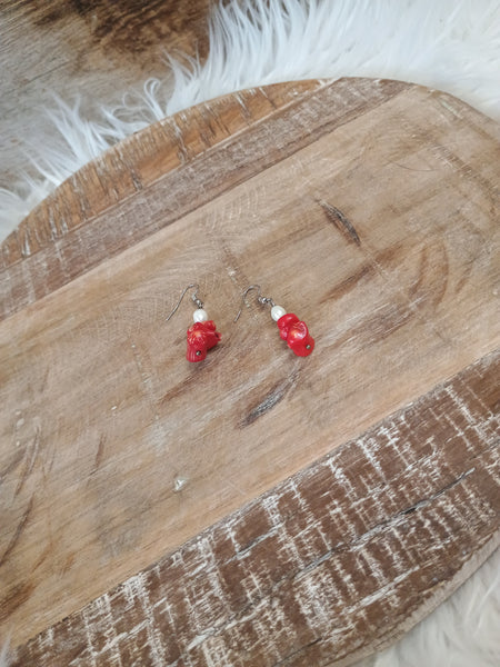 The Pearl and Red Earrings