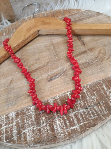The Red Pieces Necklace