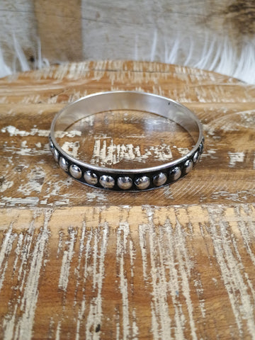 The Western Bubble Bangle Medium Bracelet