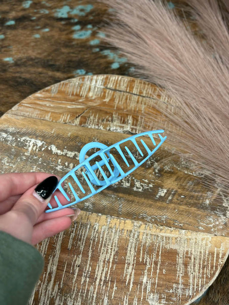 The Pale Blue Wire Clip