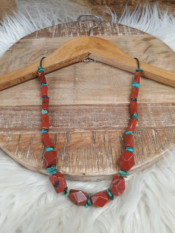 The Rusty Stone Necklace