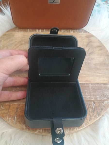 The Wyoming Large Jewelry Brown Box