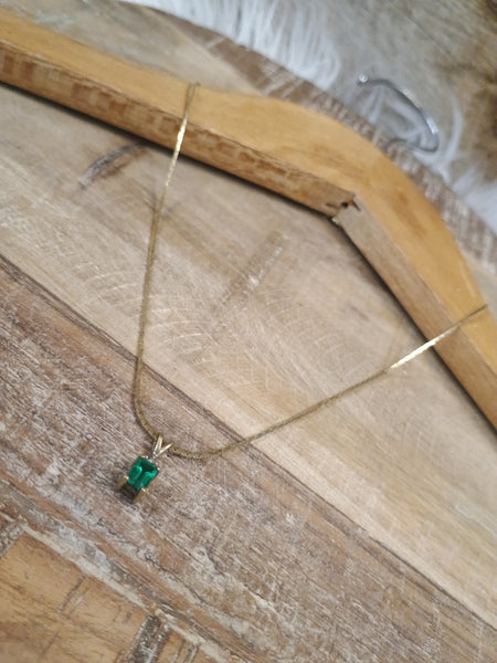 The Tiny Green Gold Necklace