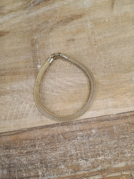 The Simple Gold Bracelet