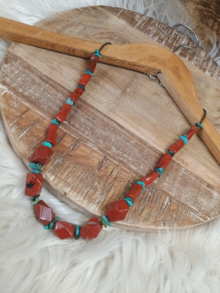The Rusty Stone Necklace