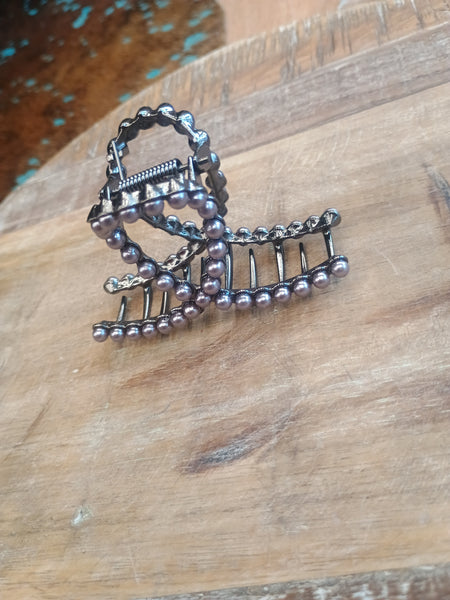 The Mini Faux Pearl Claw Clip