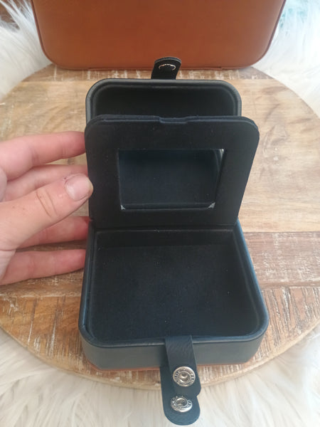 The Wyoming Large Jewelry Brown Box