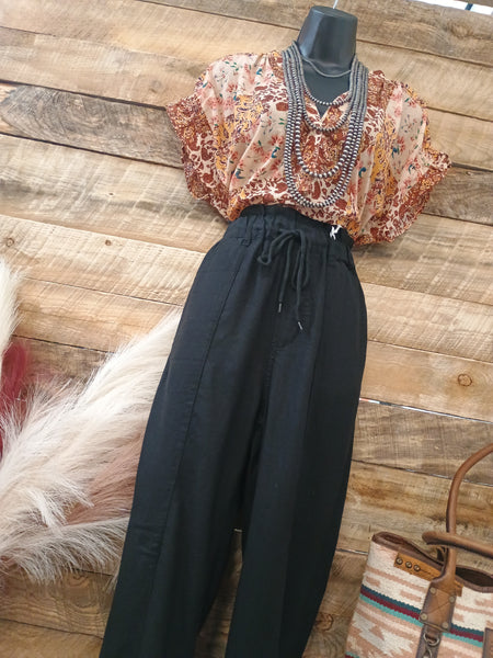 The Pretty Days Linen Black Pants