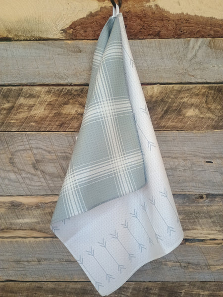 The Plaid with Arrows Towel