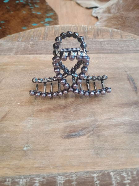 The Mini Faux Pearl Claw Clip